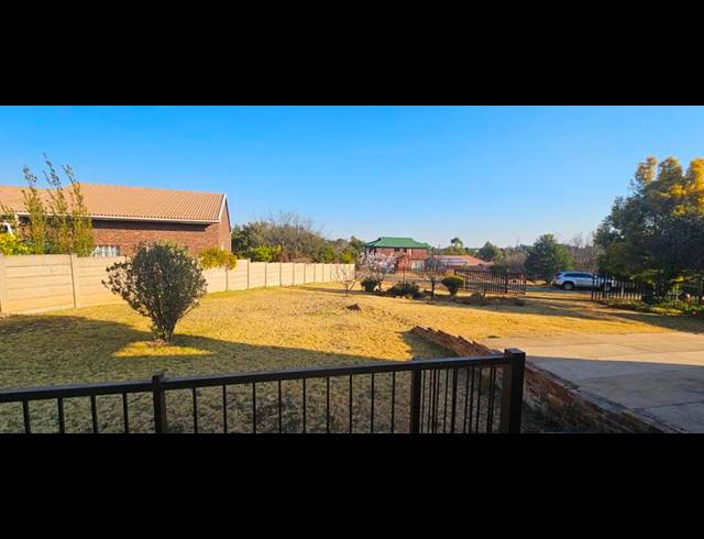 3 BEDROOM HOUSE FOR SALE IN VAAL MARINA